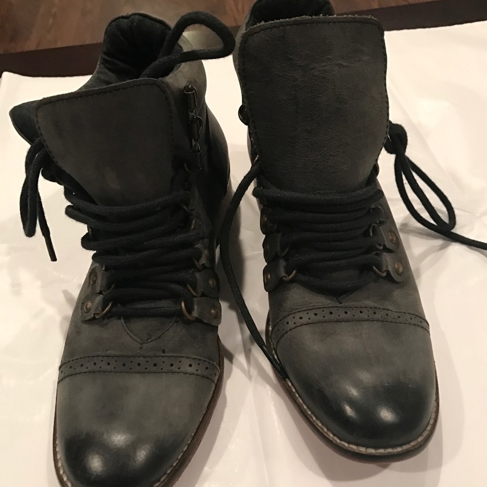 Free People Ventura Hiker Boots (Black)